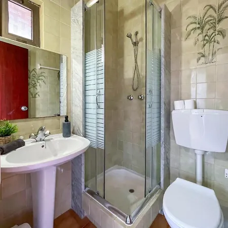 Apartment New! By The With Amazing Seaview Lagos